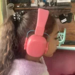YHKEMA Fones de ouvido com cancelamento de ruído para crianças, para autismo e auxílio sensorial de concentração photo review